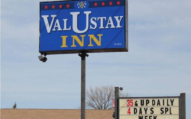 Valu Stay Inn Shakopee