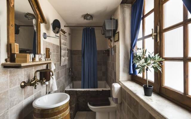 Koukos Rhodian Guesthouse - Adults Only