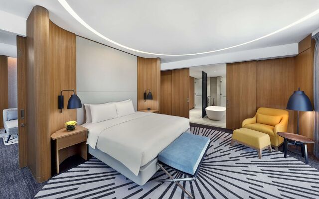 Double Tree by Hilton Dubai Business Bay Hotel