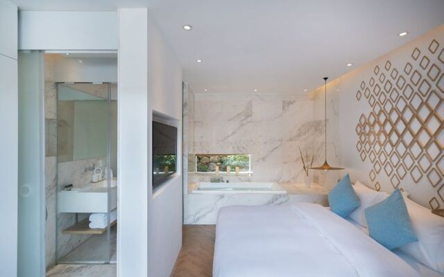 Floral Hotel Lijiang Guangyin Designer