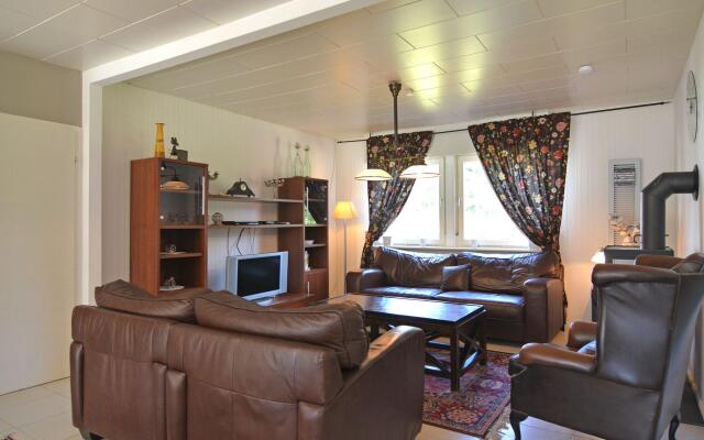 Cozy Holiday Home in Hildfeld with Private Garden