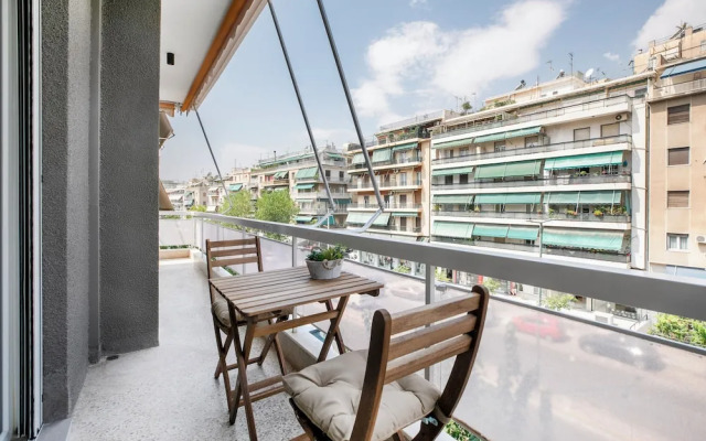 Astoria -Luxury 2-BR Apartment in Athens