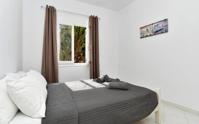 Two Bedroom House - Paroikia Central