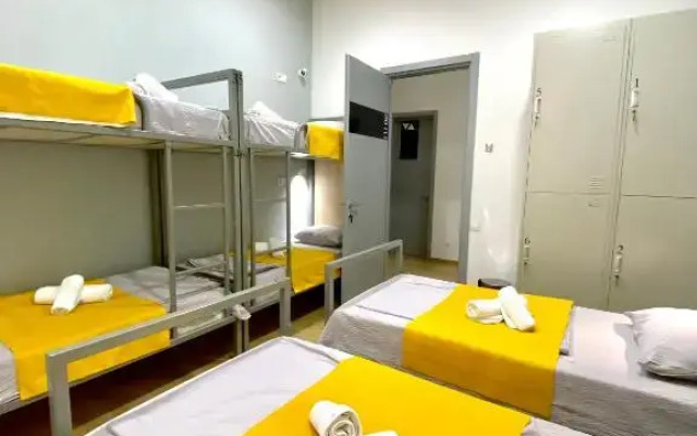 Queen Hostel