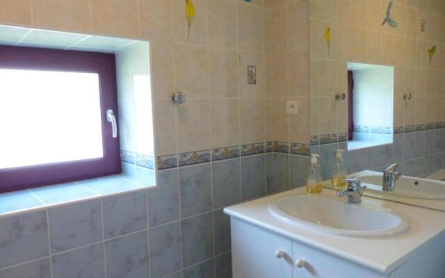 Gîte Ferrières-sur-Sichon, 4 pièces, 8 personnes - FR-1-489-212