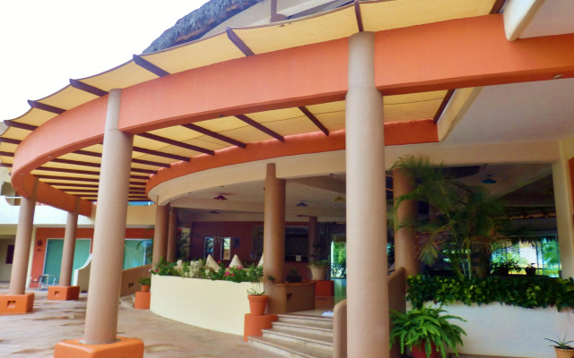 Star Bay Suites Resort