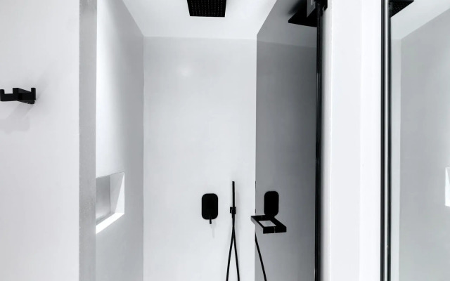Tagoo Black