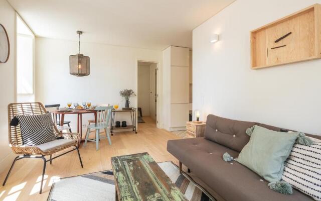 Almaria - Officina Real Apartments