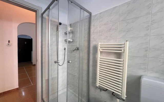 Inviting 1-bedroom flat with Balcony