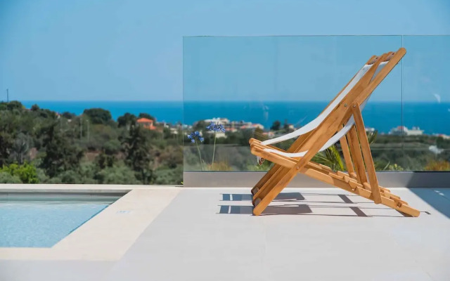 Star Luxury Villa I Gym and Playground
