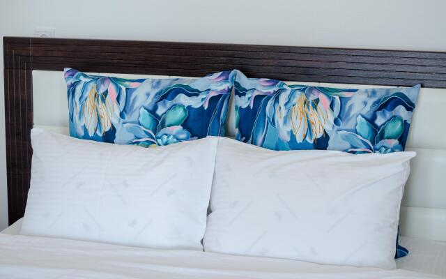 Гости на улице Триллиссера