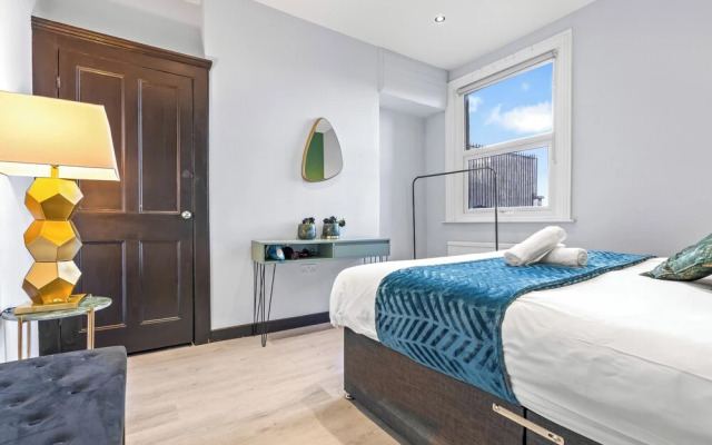 Superb 3bed Fulham Palace Retreat