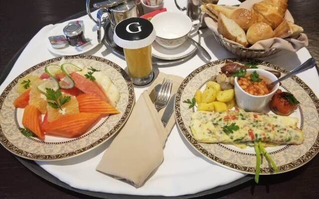 D Dov Guest House