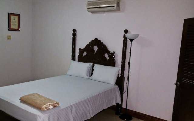 Modern London Decor Guest Apartments