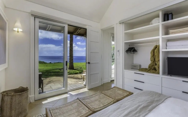 Hale Nanea 1 Bedroom Home by RedAwning