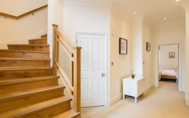 Urban Chic - Bayswater