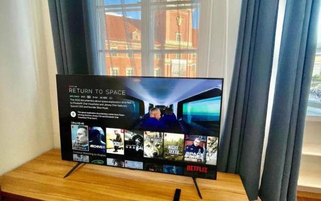 ROYAL 2 Old Town fast WiFi Netflix HBO AppleTV+