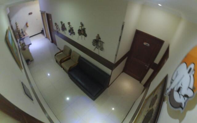 Cabin Hotel Sutomo
