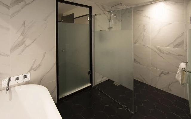 Brown Dot Hotel - Jangsaengpo