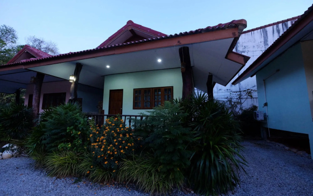 Pum and Plam Homestay Resort