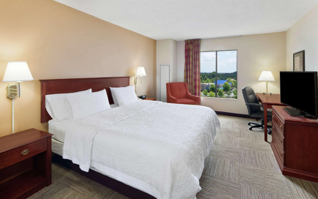 Hampton Inn Columbus-North