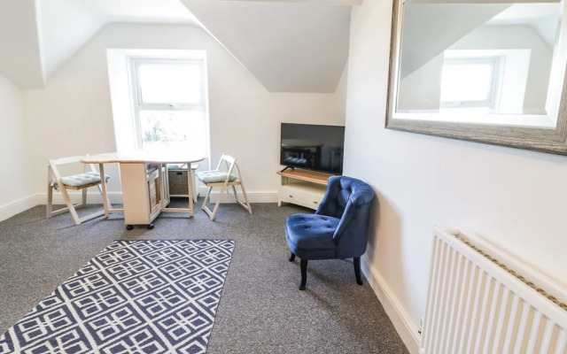 4A Victoria Place