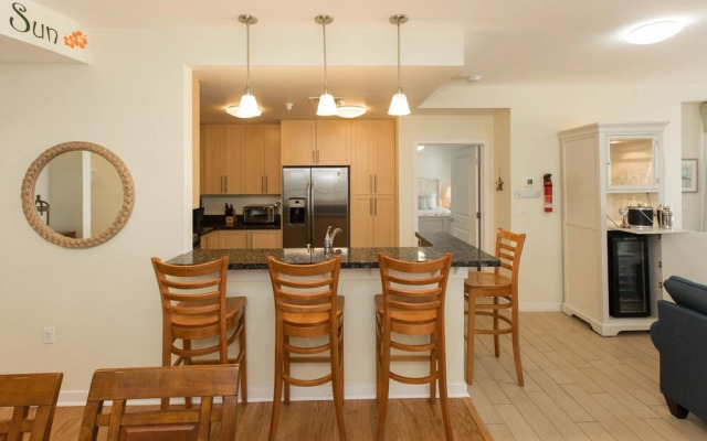 B106 Sandy Bottoms - 3 Br Condo