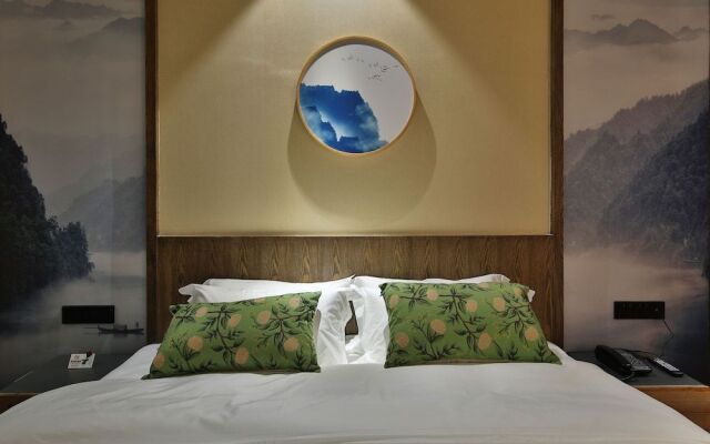 Yinqi Xinsu Hotel