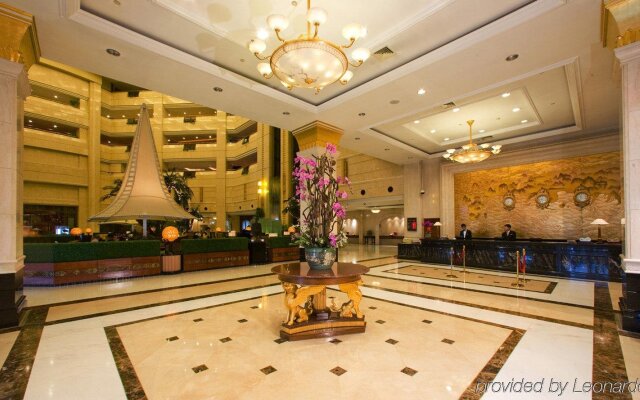 Oriental Riverside Hotel