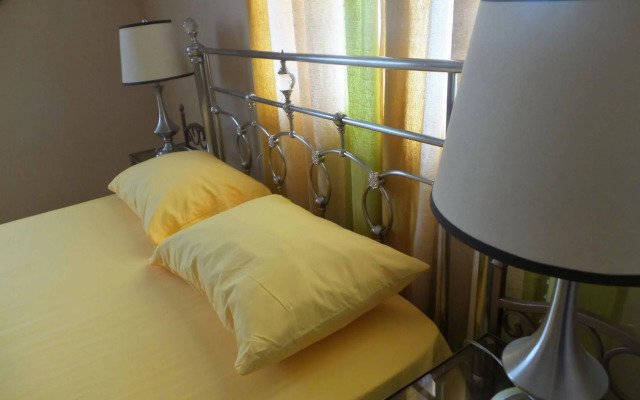 B's Guest House