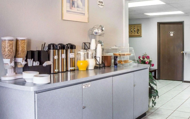 Super 8 Motel - Winslow