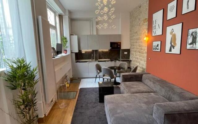 Canal Saint Martin Apartments