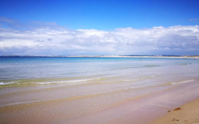 Peniche's Blue & Yellow