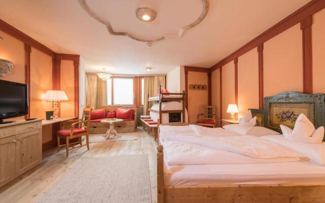 Mirabell Dolomiten Wellness Residenz Hotel