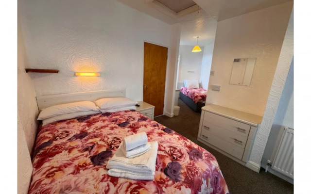 OYO Delton Hotel Blackpool Pleasure Beach