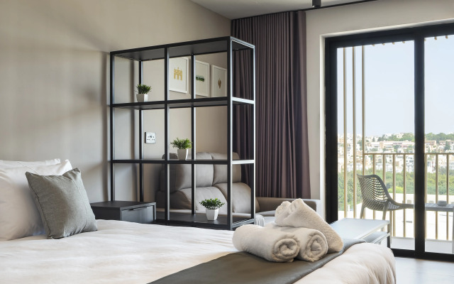 Aparthotel Adagio Malta Central