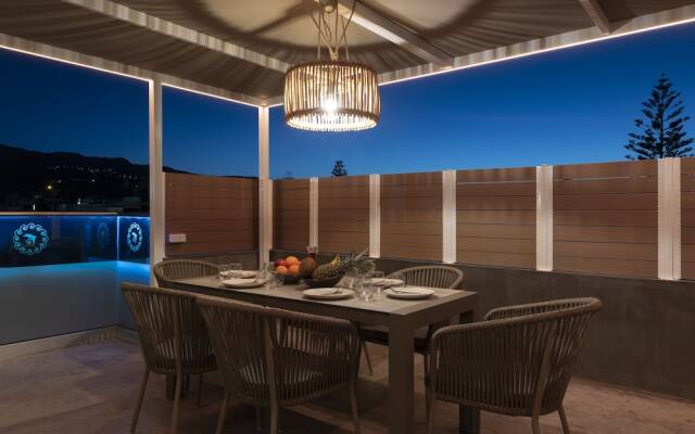 Dolphin Luxury Apartments