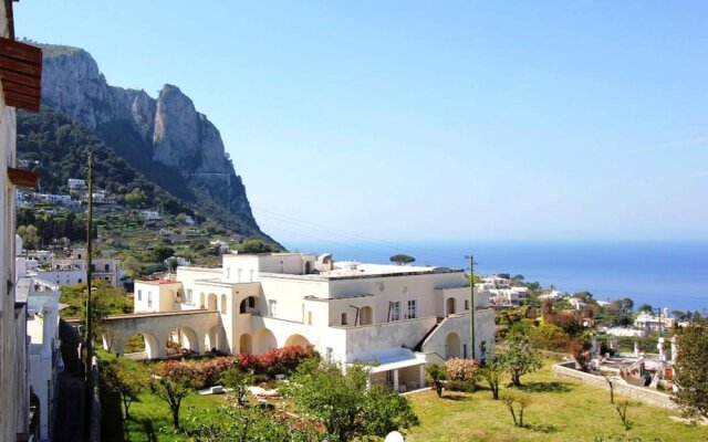 Apartment With 2 Bedrooms In Capri, With Wonderful Sea View And Terrace
