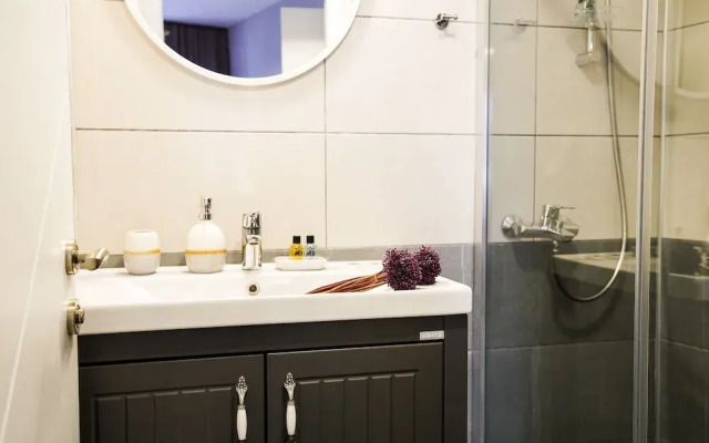 İrinikos Otel