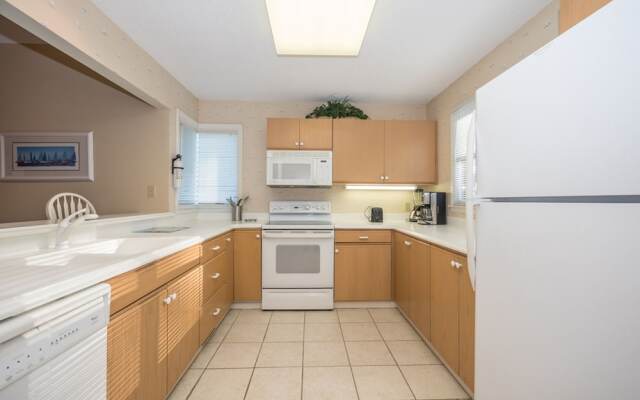 Beachside 4 by Vtrips