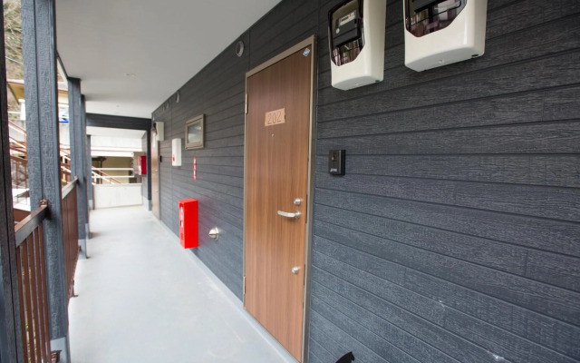 ヒルトップ箱根入生田202