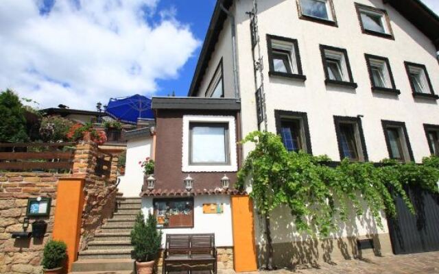 Hotel Pension Weinberg mit Landhaus Nizza