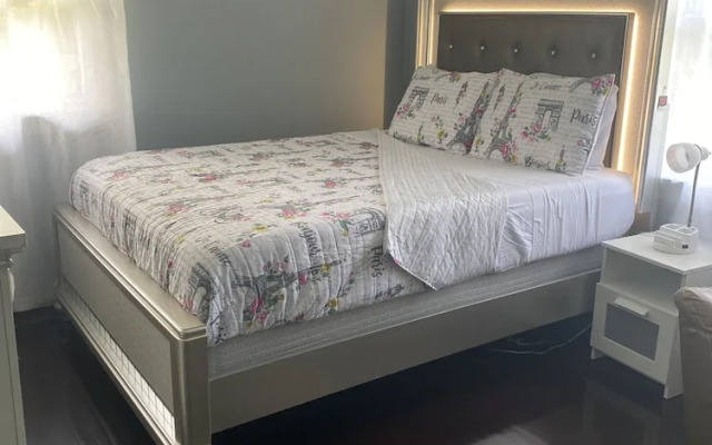 Akeem's  guest house