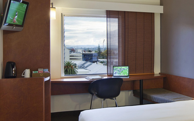 ibis Hamilton Tainui