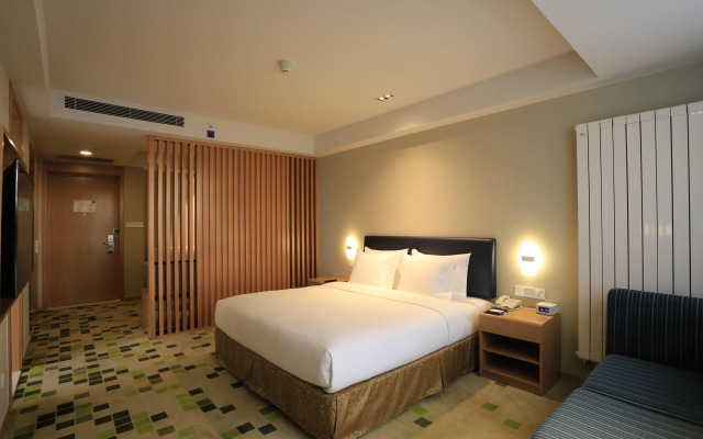 Holiday Inn Express Zhangjiakou Park View