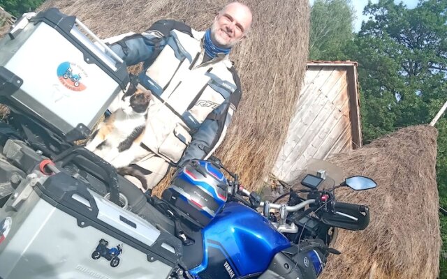 Room in Guest Room - Rural Holiday Transylvania