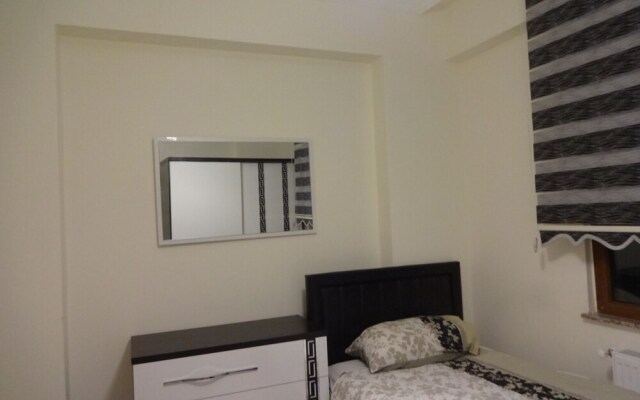 Luxerious Three Bedroom Apartment