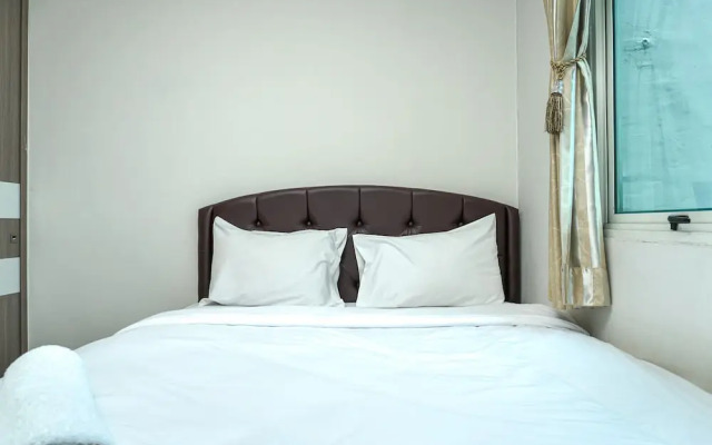 Comfortable 1BR @ Sky Terrace Apartment in Strategic Area