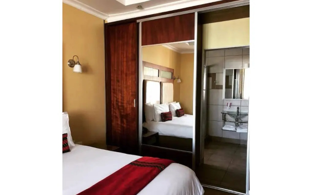 McDonalds Boutique Hotel