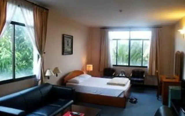 Thanh Long 1 Hotel